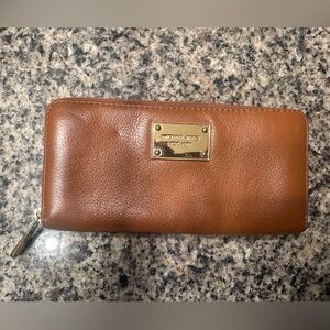 Michael Kors Cognac leather wallet